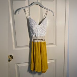 Mini dress crochet and lace size small
